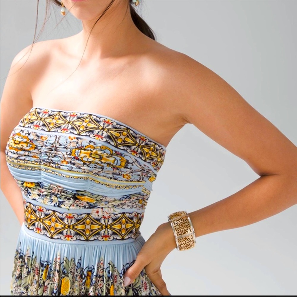 Nwt| White House Black Market Strapless Dress. View 3